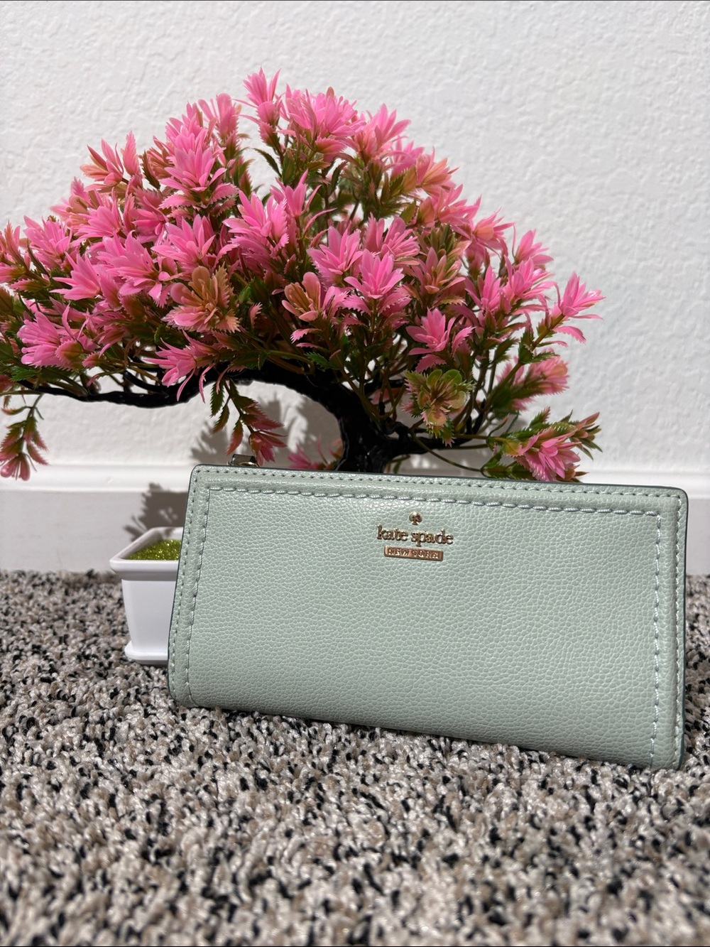 Kate Spade Braylon Patterson Drive Mint Wallet - Picture 2 of 5